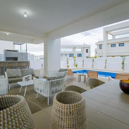 Villa Ifigenia بيت للعطل