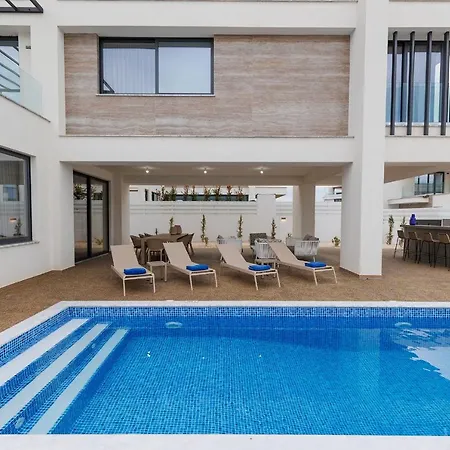 Villa Ifigenia * Protaras