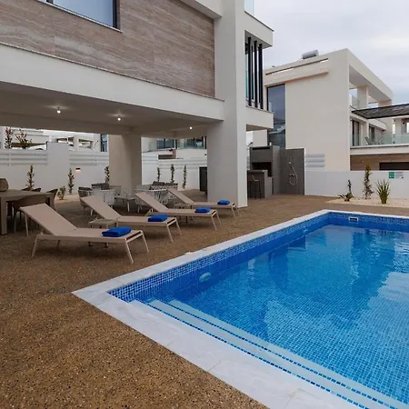 בית נופש Villa Ifigenia *
