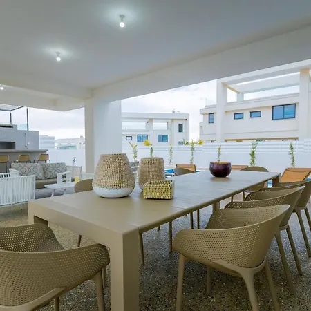 Villa Ifigenia Hébergement de vacances *